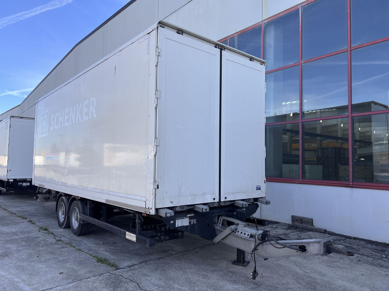 Möslein Tandem- Koffer, Durchladbar - Prikolica sa zatvorenim sandukom: slika Möslein Tandem- Koffer, Durchladbar - Prikolica sa zatvorenim sandukom Möslein Tandem- Koffer, Durchladbar - Prikolica sa zatvorenim sandukom: slika Möslein Tandem- Koffer, Durchladbar - Prikolica sa zatvorenim sandukom