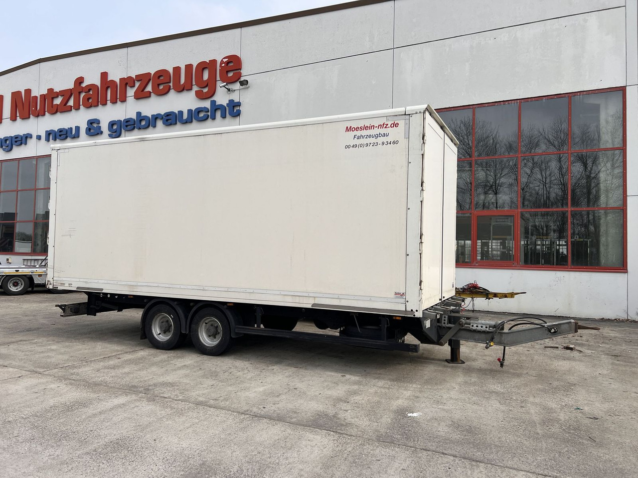 Prikolica sa zatvorenim sandukom Möslein Tandemkoffer Durchladbar: slika Prikolica sa zatvorenim sandukom Möslein Tandemkoffer Durchladbar