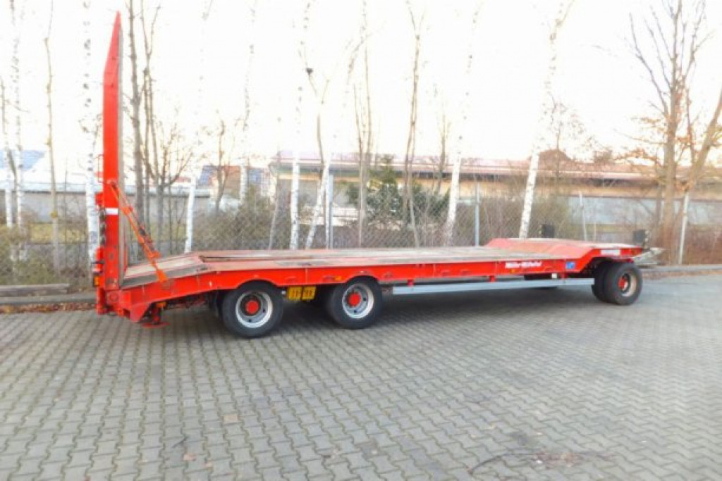 Müller Mitteltal T 3 3 Achs Tieflader- Anhänger - Prikolica s niskim utovarivačem: slika Müller Mitteltal T 3 3 Achs Tieflader- Anhänger - Prikolica s niskim utovarivačem Müller Mitteltal T 3 3 Achs Tieflader- Anhänger - Prikolica s niskim utovarivačem: slika Müller Mitteltal T 3 3 Achs Tieflader- Anhänger - Prikolica s niskim utovarivačem