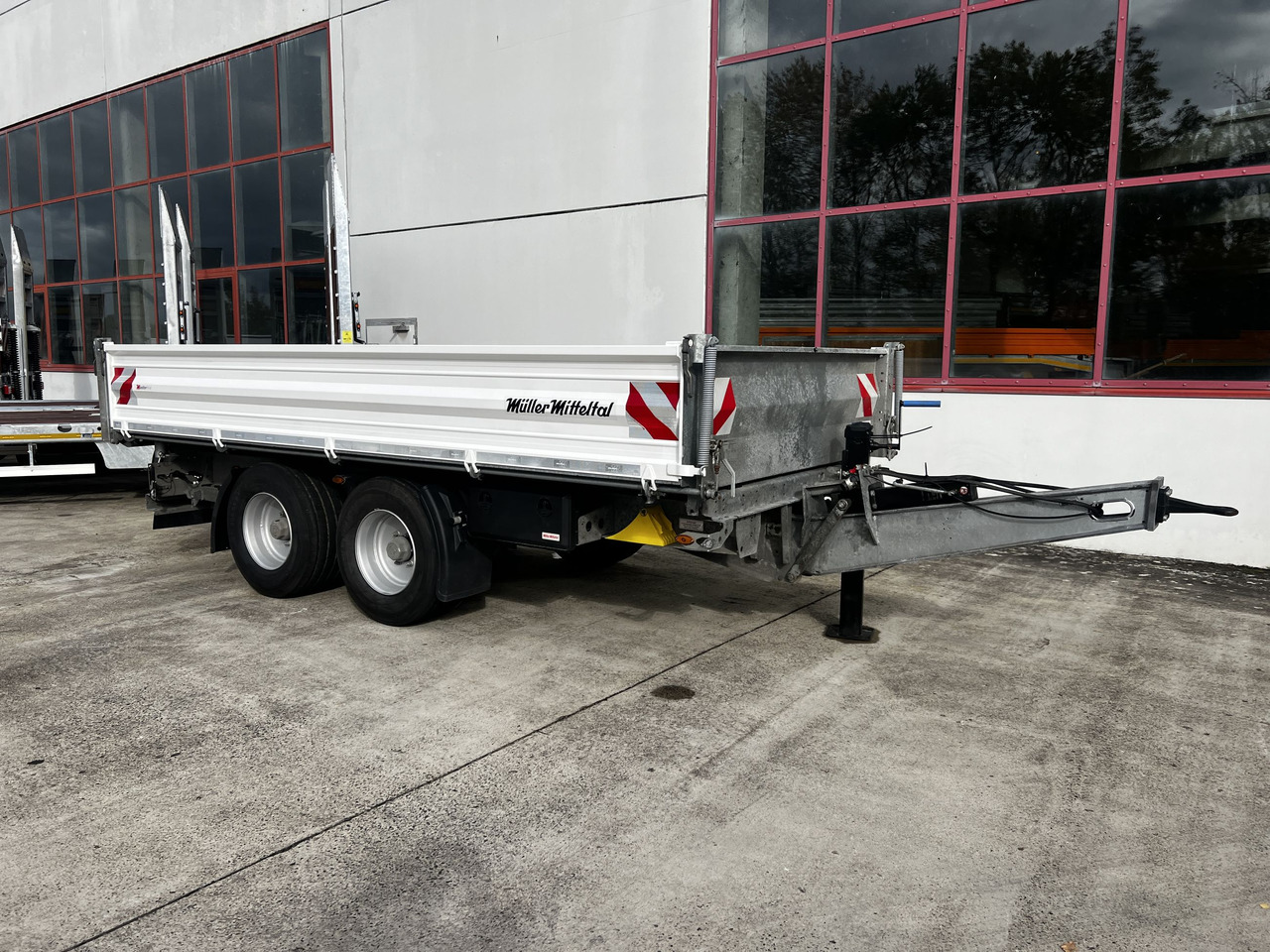Müller Mitteltal TA-2 14,4 t Tandemkipper- Tieflader Breitbereifung NEUWERTIG - Kiper prikolica: slika Müller Mitteltal TA-2 14,4 t Tandemkipper- Tieflader Breitbereifung NEUWERTIG - Kiper prikolica Müller Mitteltal TA-2 14,4 t Tandemkipper- Tieflader Breitbereifung NEUWERTIG - Kiper prikolica: slika Müller Mitteltal TA-2 14,4 t Tandemkipper- Tieflader Breitbereifung NEUWERTIG - Kiper prikolica
