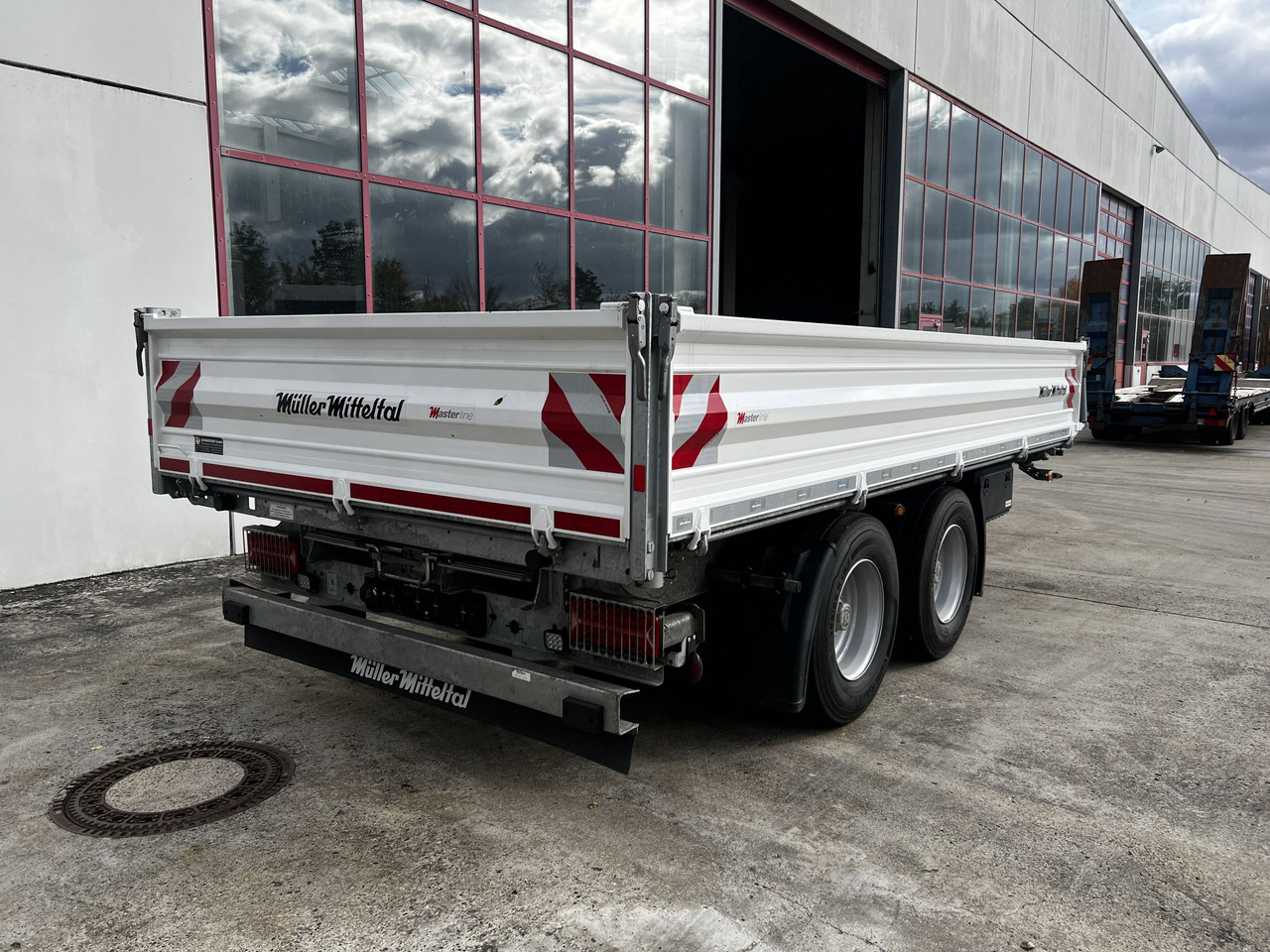 Müller Mitteltal TA-2 14,4 t Tandemkipper- Tieflader Breitbereifung NEUWERTIG - Kiper prikolica: slika Müller Mitteltal TA-2 14,4 t Tandemkipper- Tieflader Breitbereifung NEUWERTIG - Kiper prikolica Müller Mitteltal TA-2 14,4 t Tandemkipper- Tieflader Breitbereifung NEUWERTIG - Kiper prikolica: slika Müller Mitteltal TA-2 14,4 t Tandemkipper- Tieflader Breitbereifung NEUWERTIG - Kiper prikolica