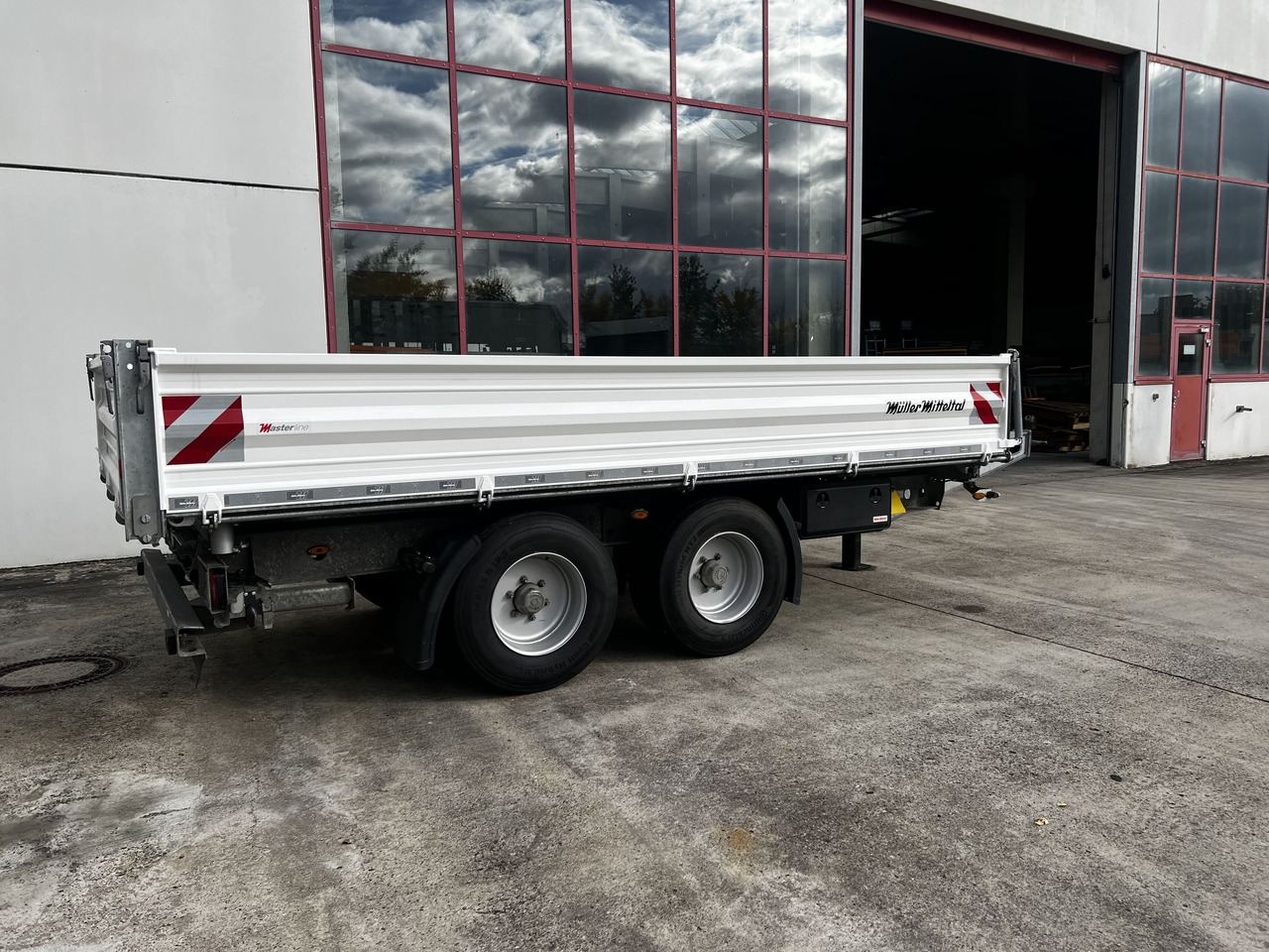 Müller Mitteltal TA-2 14,4 t Tandemkipper- Tieflader Breitbereifung NEUWERTIG - Kiper prikolica: slika Müller Mitteltal TA-2 14,4 t Tandemkipper- Tieflader Breitbereifung NEUWERTIG - Kiper prikolica Müller Mitteltal TA-2 14,4 t Tandemkipper- Tieflader Breitbereifung NEUWERTIG - Kiper prikolica: slika Müller Mitteltal TA-2 14,4 t Tandemkipper- Tieflader Breitbereifung NEUWERTIG - Kiper prikolica