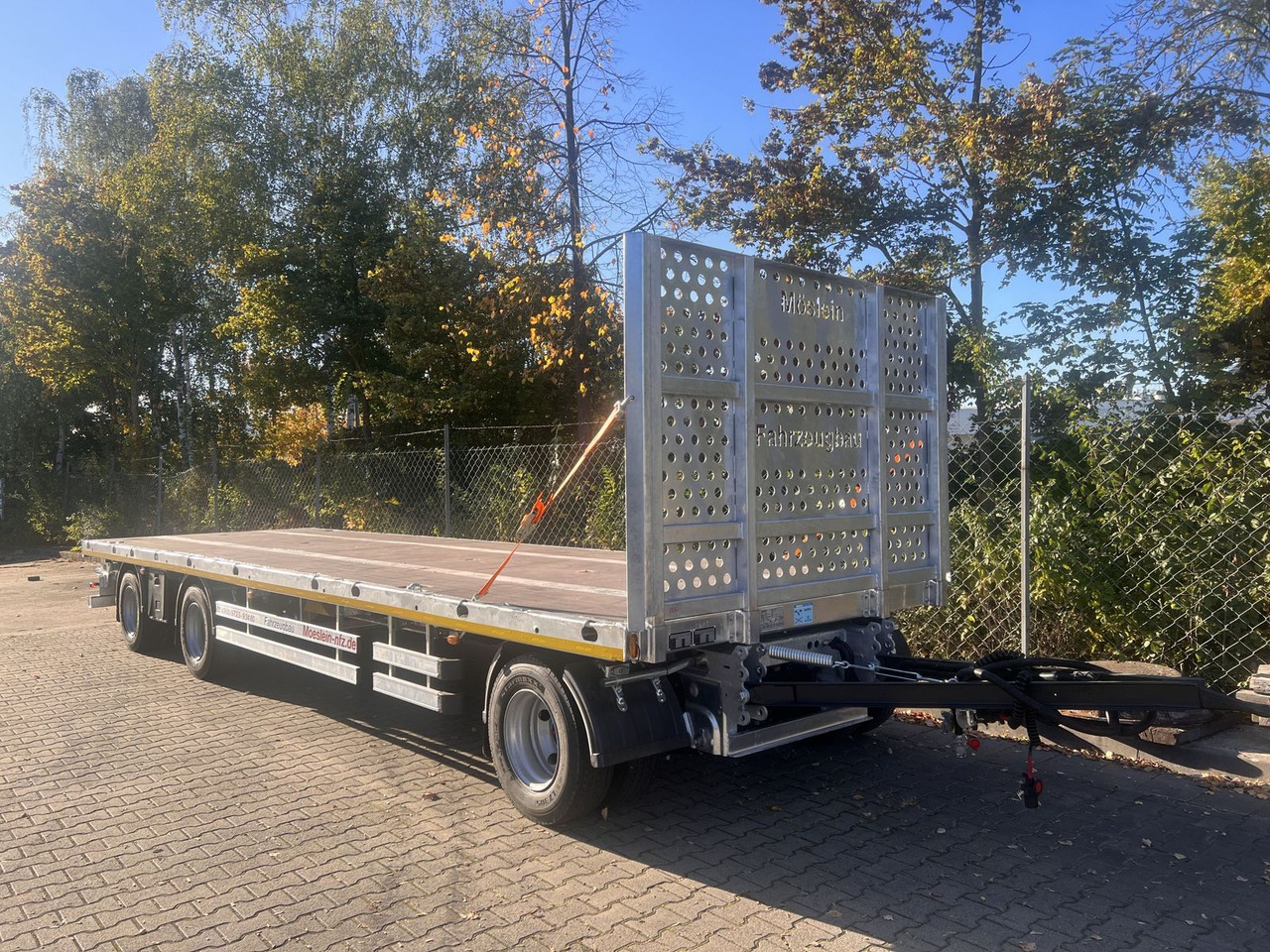 Möslein 3 Achs Jumbo- Plato- Anhänger 10,50 m, Mega - Poluprikolica: slika Möslein 3 Achs Jumbo- Plato- Anhänger 10,50 m, Mega - Poluprikolica Möslein 3 Achs Jumbo- Plato- Anhänger 10,50 m, Mega - Poluprikolica: slika Möslein 3 Achs Jumbo- Plato- Anhänger 10,50 m, Mega - Poluprikolica