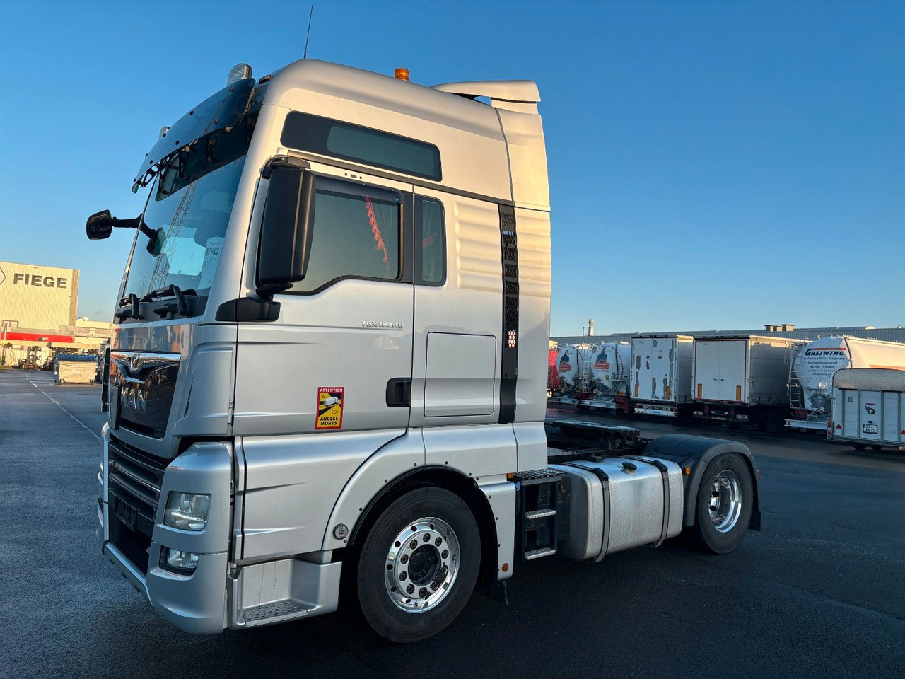 MAN TGX 18.510 XXL Retarder ACC LGS - Tegljač: slika MAN TGX 18.510 XXL Retarder ACC LGS - Tegljač MAN TGX 18.510 XXL Retarder ACC LGS - Tegljač: slika MAN TGX 18.510 XXL Retarder ACC LGS - Tegljač