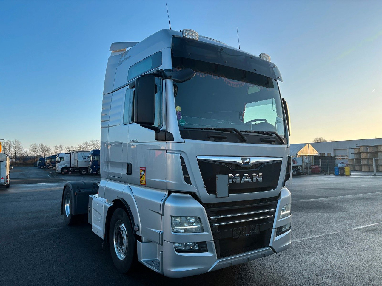 MAN TGX 18.510 XXL Retarder ACC LGS - Tegljač: slika MAN TGX 18.510 XXL Retarder ACC LGS - Tegljač MAN TGX 18.510 XXL Retarder ACC LGS - Tegljač: slika MAN TGX 18.510 XXL Retarder ACC LGS - Tegljač