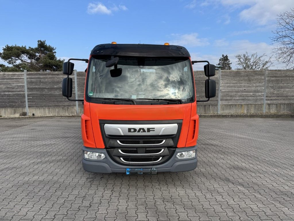 DAF FA LF 180 8t / Abrollkipper, Ladekran Containe - Kamion s kukastom dizalicom, Kamion s kranom: slika DAF FA LF 180 8t / Abrollkipper, Ladekran Containe - Kamion s kukastom dizalicom, Kamion s kranom DAF FA LF 180 8t / Abrollkipper, Ladekran Containe - Kamion s kukastom dizalicom, Kamion s kranom: slika DAF FA LF 180 8t / Abrollkipper, Ladekran Containe - Kamion s kukastom dizalicom, Kamion s kranom