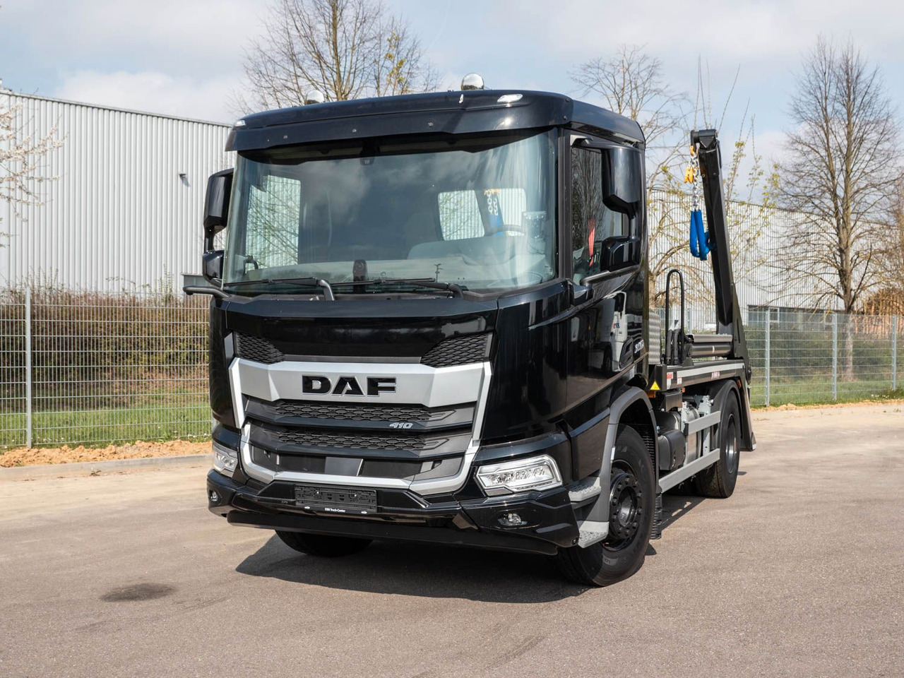 DAF FA XD 410 VDL Absetzkipper DAF FA XD 410 VDL Absetzkipper - Utovarivač s proklizavajućim upravljanjem: slika DAF FA XD 410 VDL Absetzkipper DAF FA XD 410 VDL Absetzkipper - Utovarivač s proklizavajućim upravljanjem DAF FA XD 410 VDL Absetzkipper DAF FA XD 410 VDL Absetzkipper - Utovarivač s proklizavajućim upravljanjem: slika DAF FA XD 410 VDL Absetzkipper DAF FA XD 410 VDL Absetzkipper - Utovarivač s proklizavajućim upravljanjem