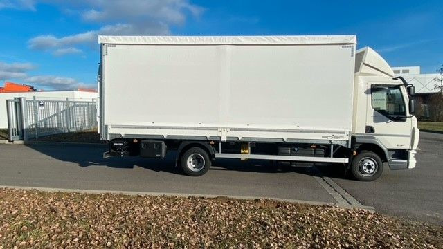 DAF LF 210 8t Pritsche-Plane LBW Tageszulassung DAF FA LF 210 08t Spier Pritsche-Plane - Kamion s ceradom: slika DAF LF 210 8t Pritsche-Plane LBW Tageszulassung DAF FA LF 210 08t Spier Pritsche-Plane - Kamion s ceradom DAF LF 210 8t Pritsche-Plane LBW Tageszulassung DAF FA LF 210 08t Spier Pritsche-Plane - Kamion s ceradom: slika DAF LF 210 8t Pritsche-Plane LBW Tageszulassung DAF FA LF 210 08t Spier Pritsche-Plane - Kamion s ceradom