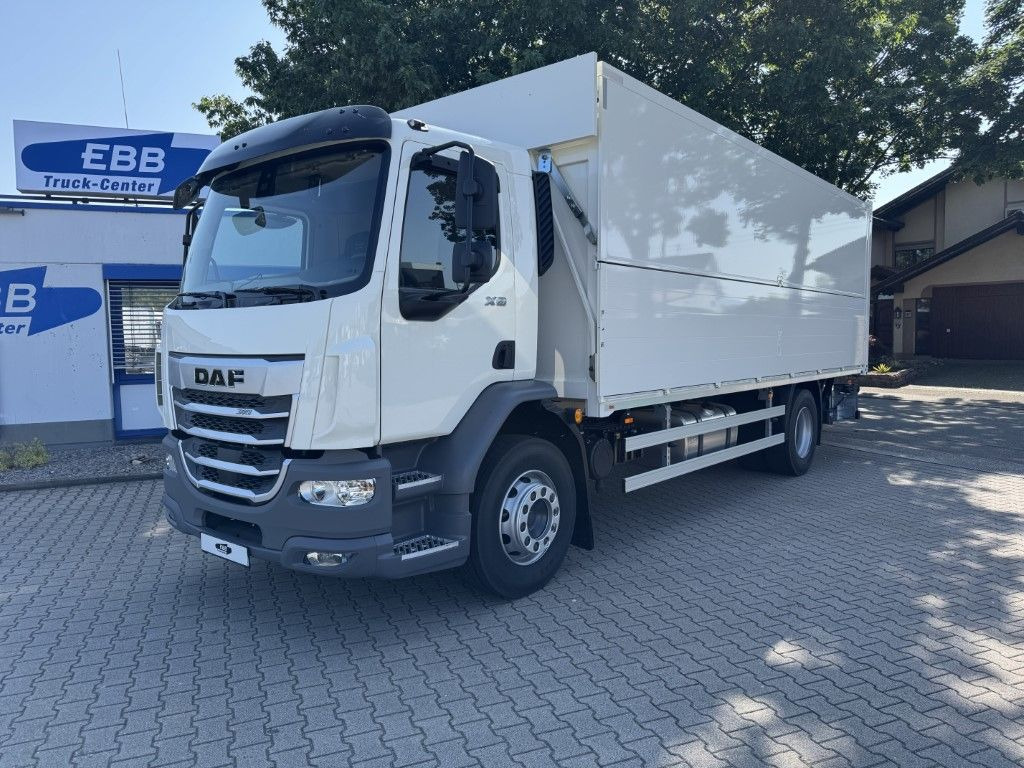 DAF XB 310 FA 18t Getränkeaufbau DAF XB 310 FA 18t Getränkeaufbau - Kamion za prijevoz pića: slika DAF XB 310 FA 18t Getränkeaufbau DAF XB 310 FA 18t Getränkeaufbau - Kamion za prijevoz pića DAF XB 310 FA 18t Getränkeaufbau DAF XB 310 FA 18t Getränkeaufbau - Kamion za prijevoz pića: slika DAF XB 310 FA 18t Getränkeaufbau DAF XB 310 FA 18t Getränkeaufbau - Kamion za prijevoz pića