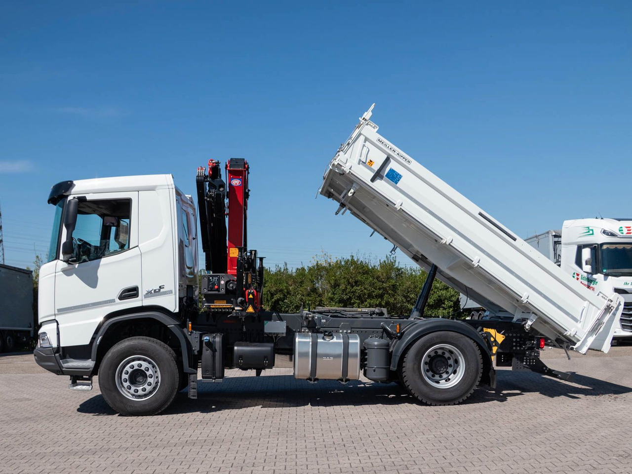 DAF XDC 370 FA Meiller Krankipper HMF DAF XDC 370 FA Meiller Krankipper HMF - Kiper: slika DAF XDC 370 FA Meiller Krankipper HMF DAF XDC 370 FA Meiller Krankipper HMF - Kiper DAF XDC 370 FA Meiller Krankipper HMF DAF XDC 370 FA Meiller Krankipper HMF - Kiper: slika DAF XDC 370 FA Meiller Krankipper HMF DAF XDC 370 FA Meiller Krankipper HMF - Kiper