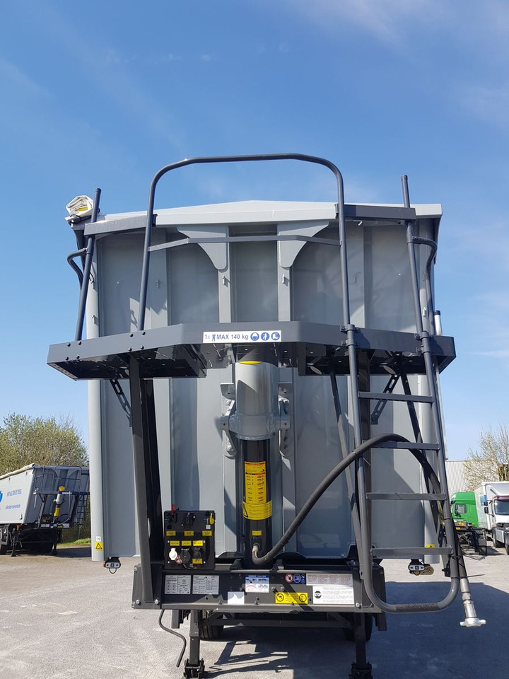 Stas agroSTAR 47,6 cbm Kippsattelauflieger Stas agroSTAR 47,6 cbm Kippsattelauflieger - Kiper poluprikolica: slika Stas agroSTAR 47,6 cbm Kippsattelauflieger Stas agroSTAR 47,6 cbm Kippsattelauflieger - Kiper poluprikolica Stas agroSTAR 47,6 cbm Kippsattelauflieger Stas agroSTAR 47,6 cbm Kippsattelauflieger - Kiper poluprikolica: slika Stas agroSTAR 47,6 cbm Kippsattelauflieger Stas agroSTAR 47,6 cbm Kippsattelauflieger - Kiper poluprikolica