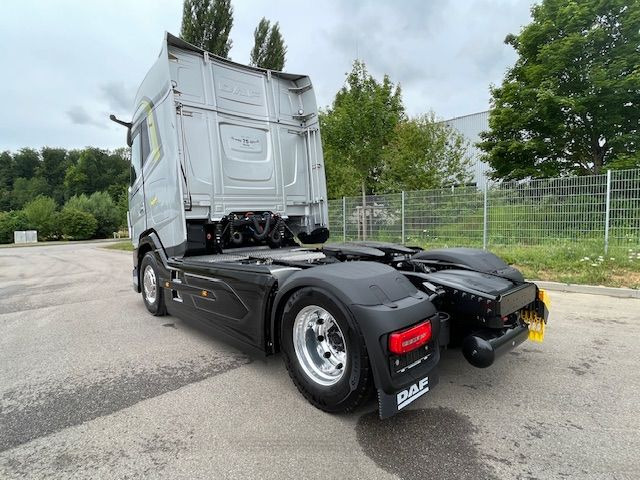 DAF XG+ 480 FT 75 Jahre DAF Edition "Limitiert" DAF XG+ 480 FT 75 Jahre DAF Edition - Tegljač: slika DAF XG+ 480 FT 75 Jahre DAF Edition "Limitiert" DAF XG+ 480 FT 75 Jahre DAF Edition - Tegljač DAF XG+ 480 FT 75 Jahre DAF Edition "Limitiert" DAF XG+ 480 FT 75 Jahre DAF Edition - Tegljač: slika DAF XG+ 480 FT 75 Jahre DAF Edition "Limitiert" DAF XG+ 480 FT 75 Jahre DAF Edition - Tegljač