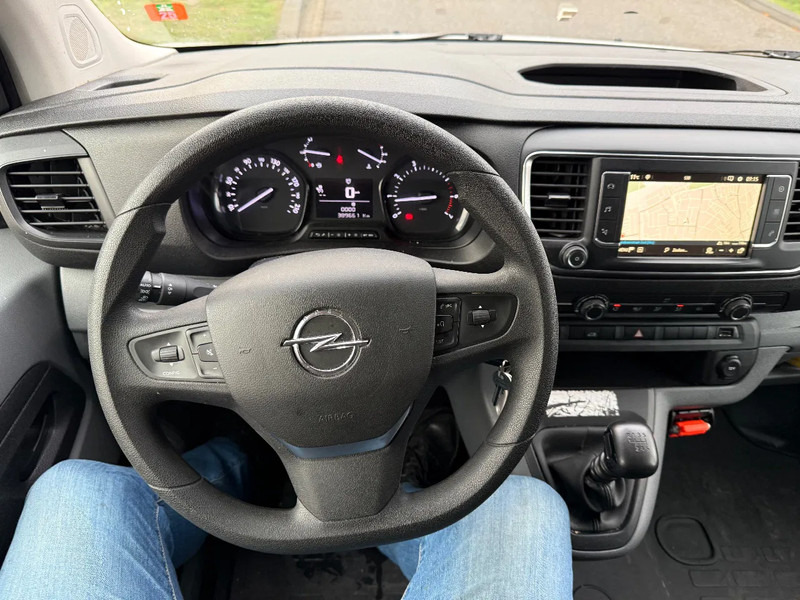 Mali kombi Opel Vivaro L2,H1 2022 bj 2.0 cdti: slika Mali kombi Opel Vivaro L2,H1 2022 bj 2.0 cdti