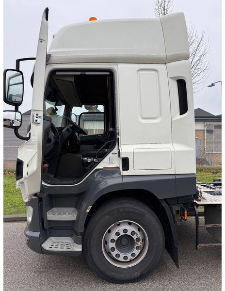 Tegljač DAF CF 440 3-2016 ONLY 728.000 KM: slika Tegljač DAF CF 440 3-2016 ONLY 728.000 KM