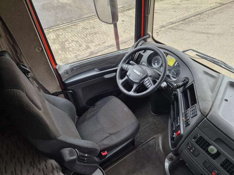 DAF XF 105.460 460 retarder - Tegljač: slika DAF XF 105.460 460 retarder - Tegljač DAF XF 105.460 460 retarder - Tegljač: slika DAF XF 105.460 460 retarder - Tegljač