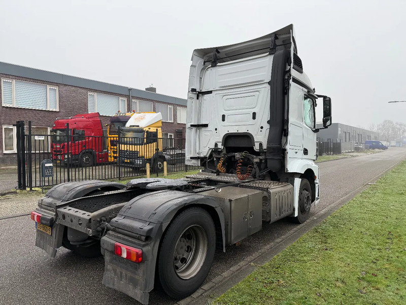 Mercedes-Benz Actros 1940 - Tegljač: slika Mercedes-Benz Actros 1940 - Tegljač Mercedes-Benz Actros 1940 - Tegljač: slika Mercedes-Benz Actros 1940 - Tegljač