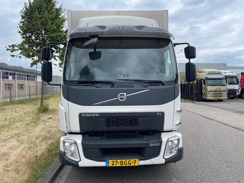 Volvo FL 210 euro 6 2015 - Kamion sandučar: slika Volvo FL 210 euro 6 2015 - Kamion sandučar Volvo FL 210 euro 6 2015 - Kamion sandučar: slika Volvo FL 210 euro 6 2015 - Kamion sandučar