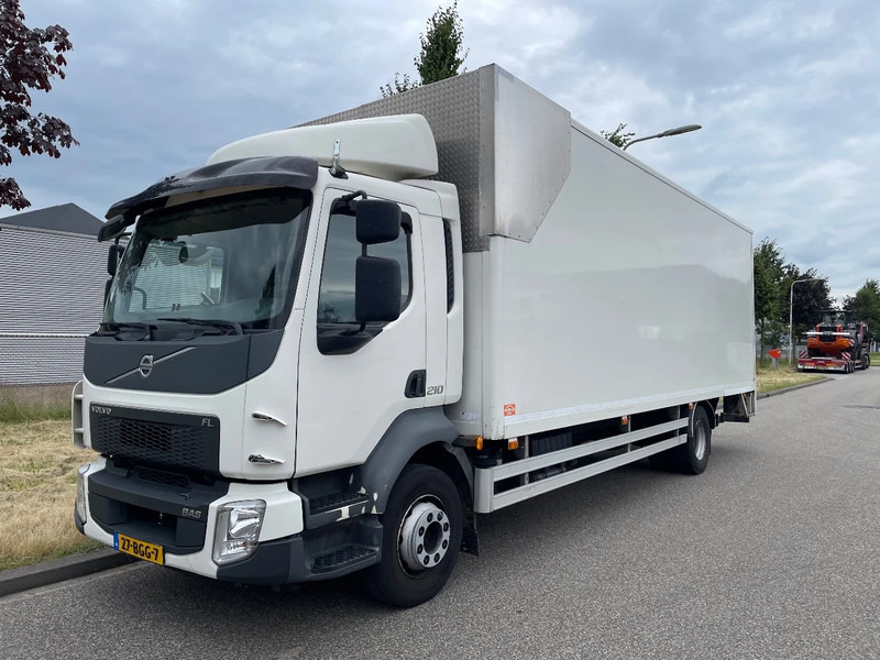 Volvo FL 210 euro 6 2015 - Kamion sandučar: slika Volvo FL 210 euro 6 2015 - Kamion sandučar Volvo FL 210 euro 6 2015 - Kamion sandučar: slika Volvo FL 210 euro 6 2015 - Kamion sandučar