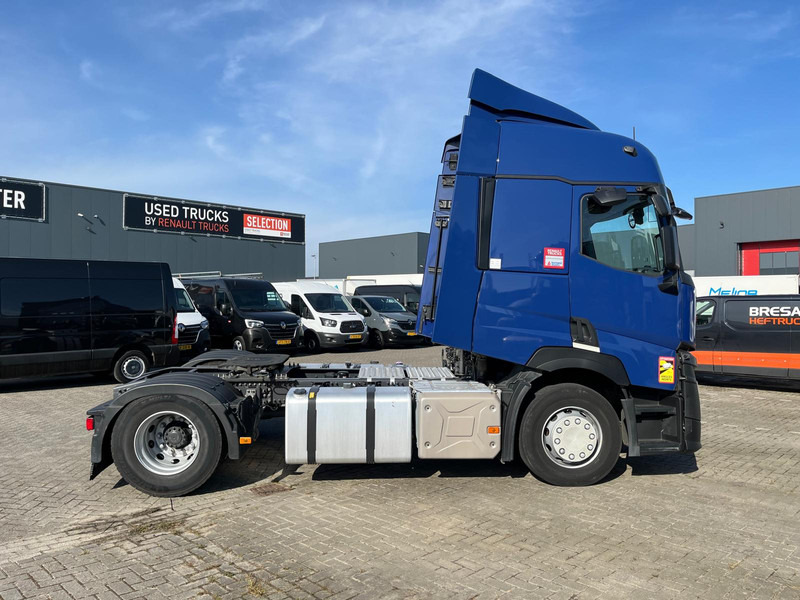 Tegljač Renault T-evo 440 T4x2, Sleepercab Comfort 2 Beds, Optidriver, Optibrake: slika Tegljač Renault T-evo 440 T4x2, Sleepercab Comfort 2 Beds, Optidriver, Optibrake
