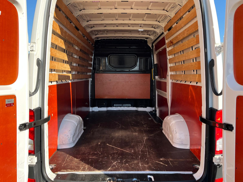 Furgon Volkswagen Crafter 2.0TDi Highline L2 H2, Airco, Nav, Bluetooth: slika Furgon Volkswagen Crafter 2.0TDi Highline L2 H2, Airco, Nav, Bluetooth