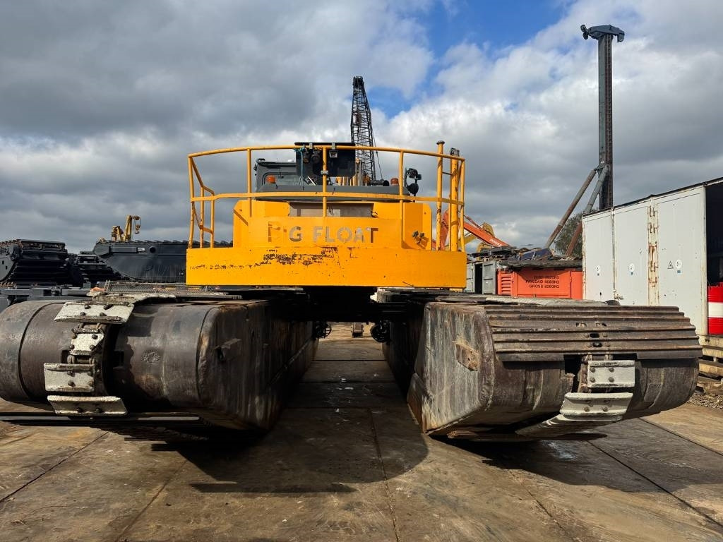 Hyundai Robex 140 LC-7 A BIGFLOAT AMPHIBIOUS EXCAVATOR - Bager amfibija: slika Hyundai Robex 140 LC-7 A BIGFLOAT AMPHIBIOUS EXCAVATOR - Bager amfibija Hyundai Robex 140 LC-7 A BIGFLOAT AMPHIBIOUS EXCAVATOR - Bager amfibija: slika Hyundai Robex 140 LC-7 A BIGFLOAT AMPHIBIOUS EXCAVATOR - Bager amfibija