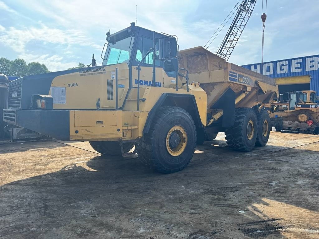 Komatsu HM 350-2 - Zglobni istovarivač: slika Komatsu HM 350-2 - Zglobni istovarivač Komatsu HM 350-2 - Zglobni istovarivač: slika Komatsu HM 350-2 - Zglobni istovarivač