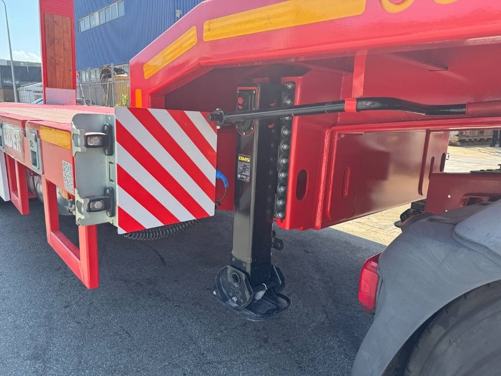 Novi Poluprikolica s niskim utovarivačem Lider LD07 Low Bed 4 Axle Full Spring 86 Ton Load: slika Novi Poluprikolica s niskim utovarivačem Lider LD07 Low Bed 4 Axle Full Spring 86 Ton Load