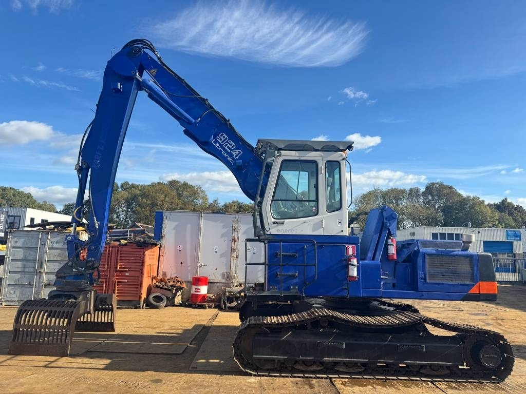 Liebherr R 924 B EW - Stroj za rukovanje otpadom: slika Liebherr R 924 B EW - Stroj za rukovanje otpadom Liebherr R 924 B EW - Stroj za rukovanje otpadom: slika Liebherr R 924 B EW - Stroj za rukovanje otpadom