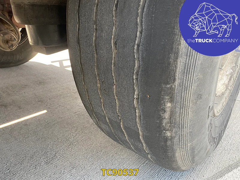 Atcomex - Poluprikolica cisterna: slika Atcomex - Poluprikolica cisterna Atcomex - Poluprikolica cisterna: slika Atcomex - Poluprikolica cisterna