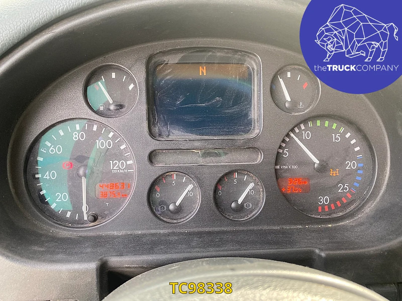 DAF CF 85 340 - Transporter kontejnera/ Kamion s izmjenjivim sanducima: slika DAF CF 85 340 - Transporter kontejnera/ Kamion s izmjenjivim sanducima DAF CF 85 340 - Transporter kontejnera/ Kamion s izmjenjivim sanducima: slika DAF CF 85 340 - Transporter kontejnera/ Kamion s izmjenjivim sanducima