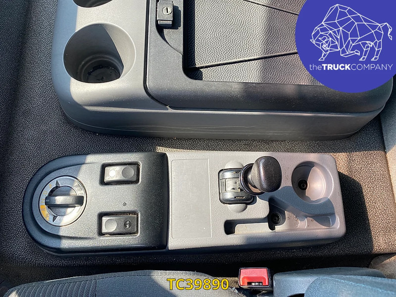 DAF LF 55 220 - Kamion s ceradom: slika DAF LF 55 220 - Kamion s ceradom DAF LF 55 220 - Kamion s ceradom: slika DAF LF 55 220 - Kamion s ceradom