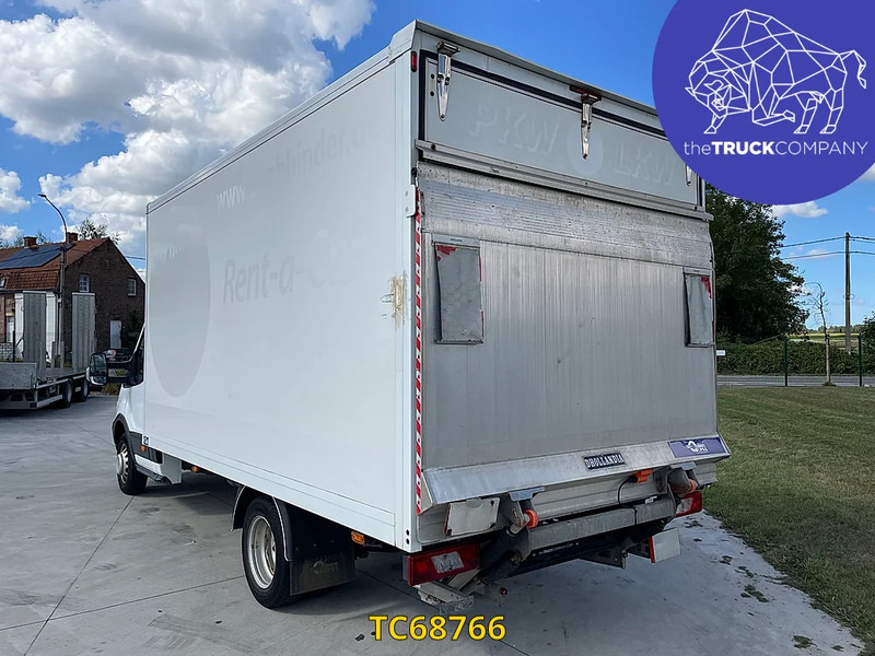 Ford Transit 2.0 TDCI BOX + LIFT - Dostavno vozilo sa zatvorenim sandukom: slika Ford Transit 2.0 TDCI BOX + LIFT - Dostavno vozilo sa zatvorenim sandukom Ford Transit 2.0 TDCI BOX + LIFT - Dostavno vozilo sa zatvorenim sandukom: slika Ford Transit 2.0 TDCI BOX + LIFT - Dostavno vozilo sa zatvorenim sandukom