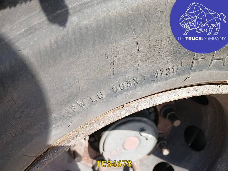 Prikolica s ceradom Fruehauf: slika Prikolica s ceradom Fruehauf Prikolica s ceradom Fruehauf: slika Prikolica s ceradom Fruehauf