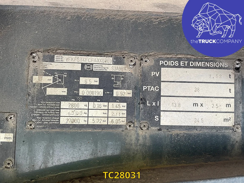 Fruehauf - Poluprikolica sa zatvorenim sandukom: slika Fruehauf - Poluprikolica sa zatvorenim sandukom Fruehauf - Poluprikolica sa zatvorenim sandukom: slika Fruehauf - Poluprikolica sa zatvorenim sandukom