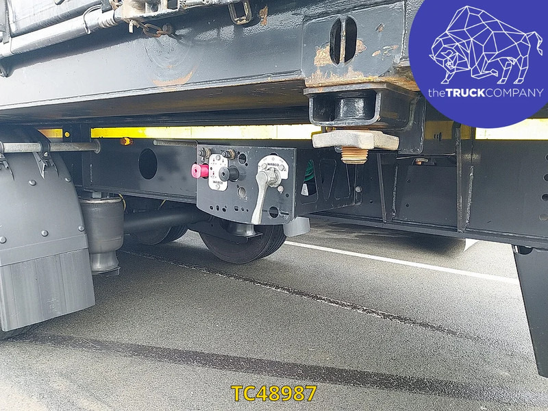 Poluprikolica s ceradom Hoet Trailers: slika Poluprikolica s ceradom Hoet Trailers Poluprikolica s ceradom Hoet Trailers: slika Poluprikolica s ceradom Hoet Trailers