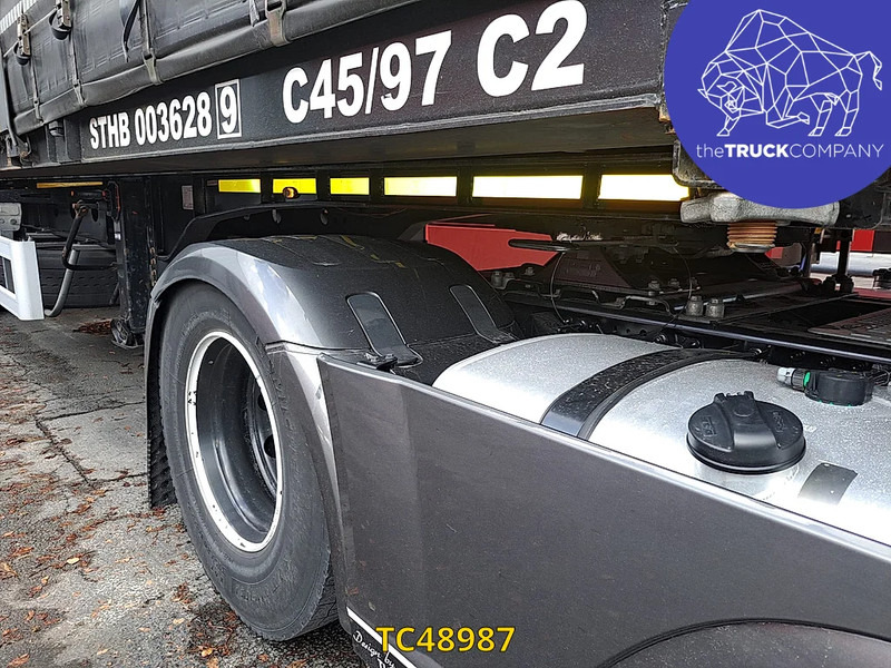 Poluprikolica s ceradom Hoet Trailers: slika Poluprikolica s ceradom Hoet Trailers Poluprikolica s ceradom Hoet Trailers: slika Poluprikolica s ceradom Hoet Trailers