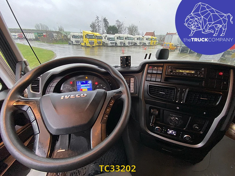 Iveco Stralis 420 - Kamion s ceradom: slika Iveco Stralis 420 - Kamion s ceradom Iveco Stralis 420 - Kamion s ceradom: slika Iveco Stralis 420 - Kamion s ceradom