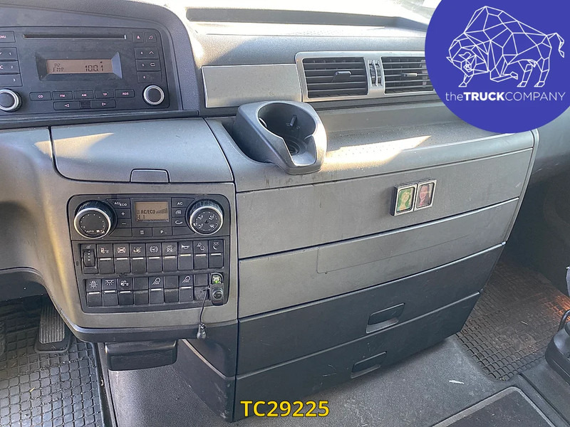MAN TGX 440 - Kamion s otvorenim sandukom: slika MAN TGX 440 - Kamion s otvorenim sandukom MAN TGX 440 - Kamion s otvorenim sandukom: slika MAN TGX 440 - Kamion s otvorenim sandukom