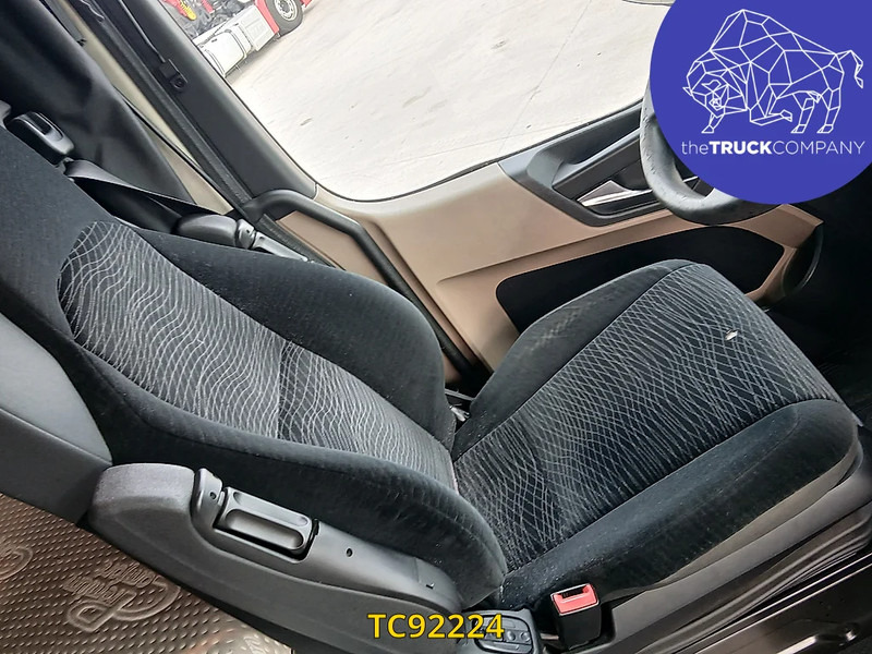 Mercedes-Benz Actros 2548 - Kamion s ceradom: slika Mercedes-Benz Actros 2548 - Kamion s ceradom Mercedes-Benz Actros 2548 - Kamion s ceradom: slika Mercedes-Benz Actros 2548 - Kamion s ceradom