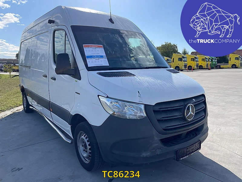 Zakup Mercedes-Benz E-Sprinter L2H2 41kWh Mercedes-Benz E-Sprinter L2H2 41kWh: slika Zakup Mercedes-Benz E-Sprinter L2H2 41kWh Mercedes-Benz E-Sprinter L2H2 41kWh