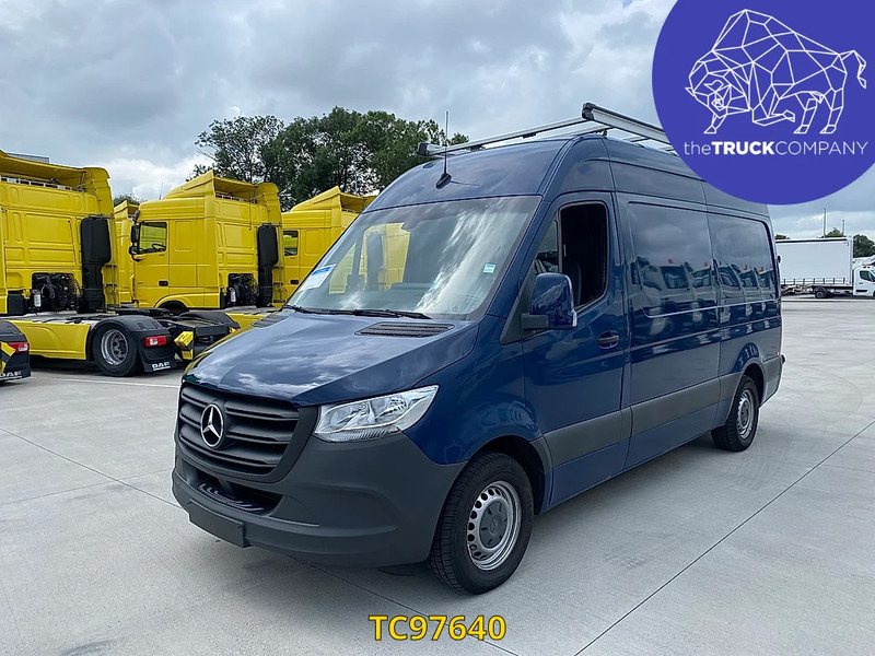 Mercedes-Benz Sprinter - Furgon: slika Mercedes-Benz Sprinter - Furgon Mercedes-Benz Sprinter - Furgon: slika Mercedes-Benz Sprinter - Furgon