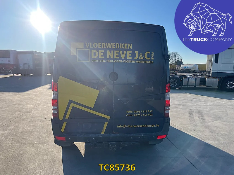 Mercedes-Benz Sprinter - Mali kombi: slika Mercedes-Benz Sprinter - Mali kombi Mercedes-Benz Sprinter - Mali kombi: slika Mercedes-Benz Sprinter - Mali kombi