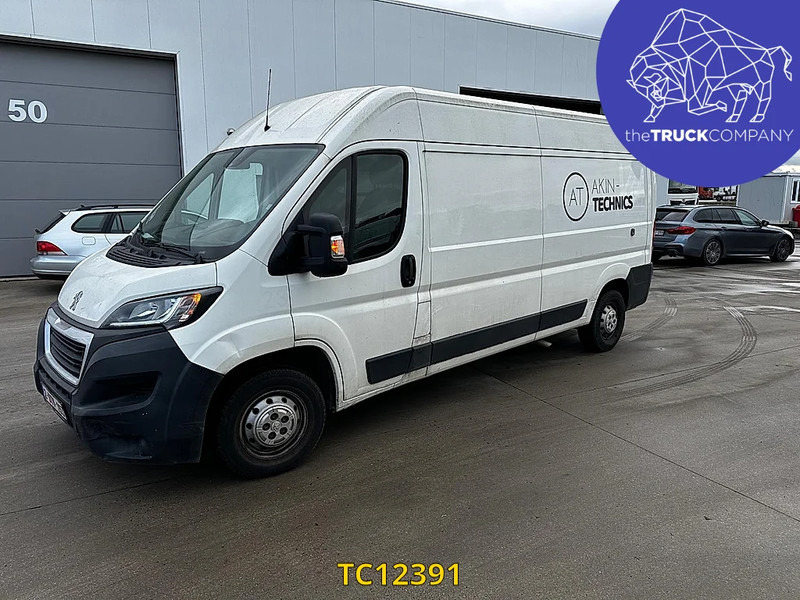 Peugeot Boxer L3H2 - Furgon: slika Peugeot Boxer L3H2 - Furgon Peugeot Boxer L3H2 - Furgon: slika Peugeot Boxer L3H2 - Furgon