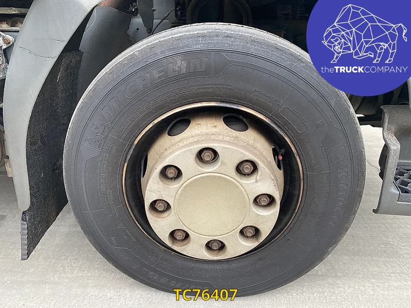 Renault D 210 - Kamion hladnjača: slika Renault D 210 - Kamion hladnjača Renault D 210 - Kamion hladnjača: slika Renault D 210 - Kamion hladnjača