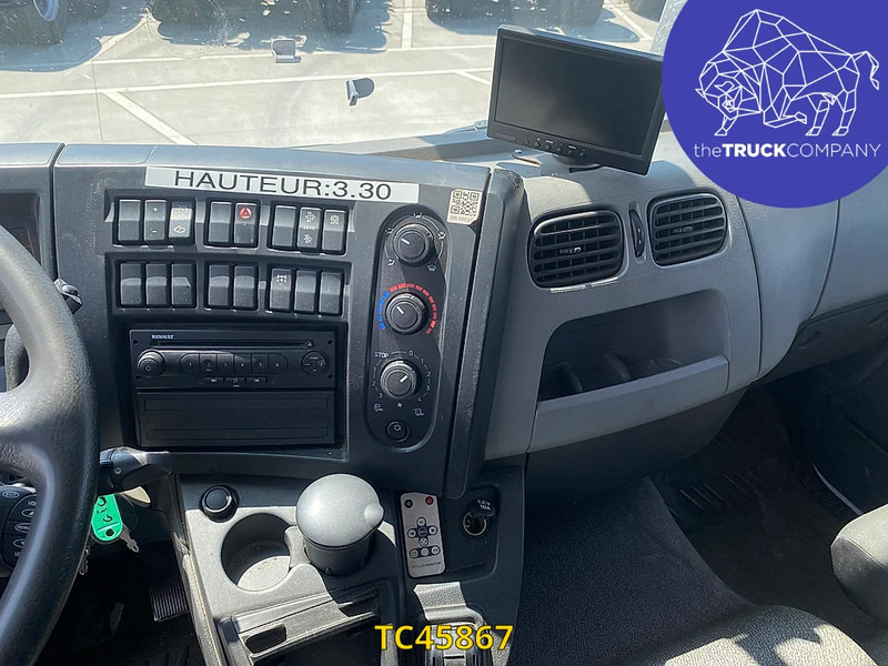 Kamion sandučar Renault D 210: slika Kamion sandučar Renault D 210