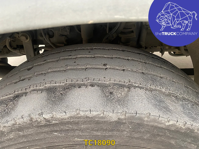 Kamion hladnjača Renault D 240: slika Kamion hladnjača Renault D 240 Kamion hladnjača Renault D 240: slika Kamion hladnjača Renault D 240