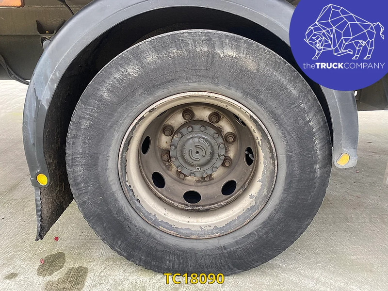 Kamion hladnjača Renault D 240: slika Kamion hladnjača Renault D 240 Kamion hladnjača Renault D 240: slika Kamion hladnjača Renault D 240