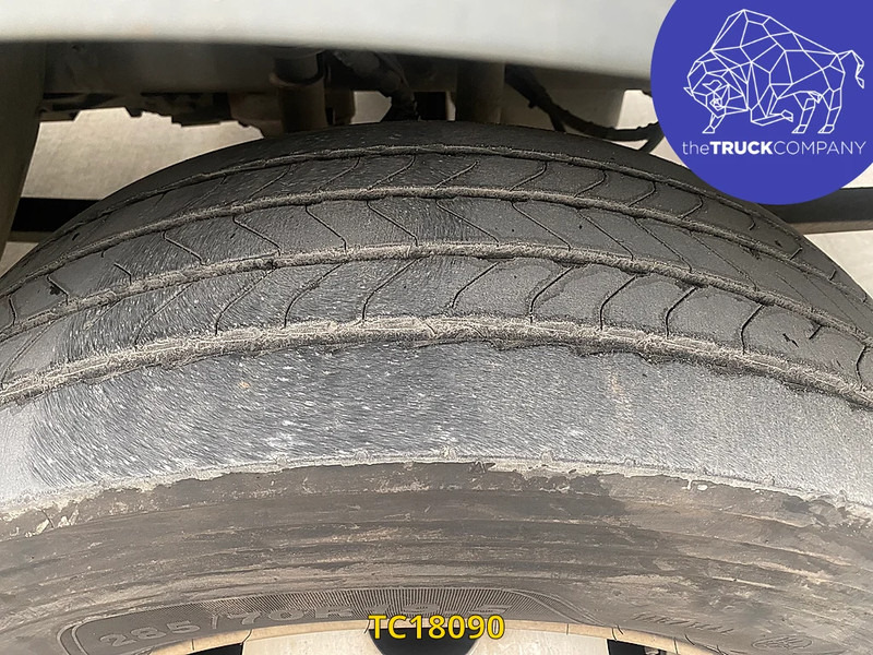 Kamion hladnjača Renault D 240: slika Kamion hladnjača Renault D 240 Kamion hladnjača Renault D 240: slika Kamion hladnjača Renault D 240