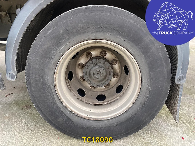 Kamion hladnjača Renault D 240: slika Kamion hladnjača Renault D 240 Kamion hladnjača Renault D 240: slika Kamion hladnjača Renault D 240