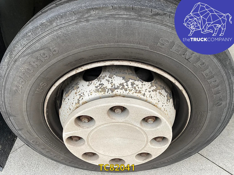 Kamion sandučar Renault Midlum 210: slika Kamion sandučar Renault Midlum 210